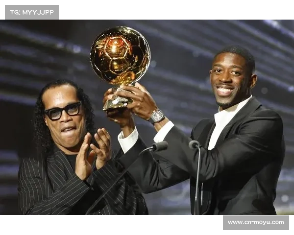 里尔主帅热内西奥盛赞登贝莱进球：让我们更爱足球